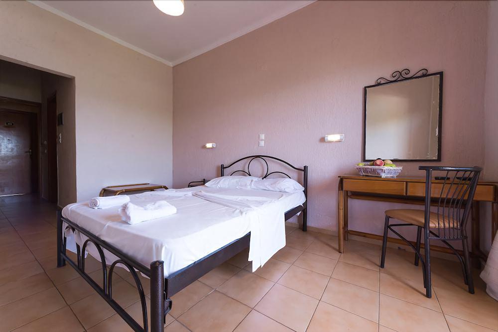 Galaxy Hotel Argostolion Dış mekan fotoğraf